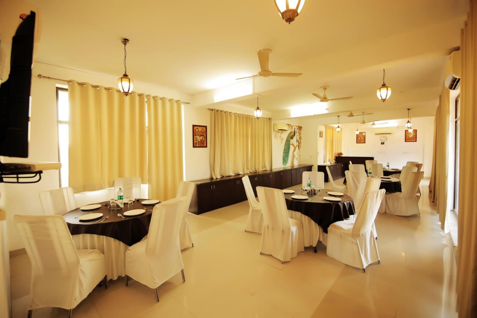The Park Classic Udaipur Exterior photo